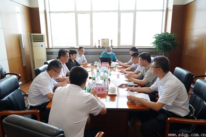 山東國投公司第二督導(dǎo)組到輕工供銷公司進(jìn)行保增長促發(fā)展、安全生產(chǎn)督導(dǎo)調(diào)研